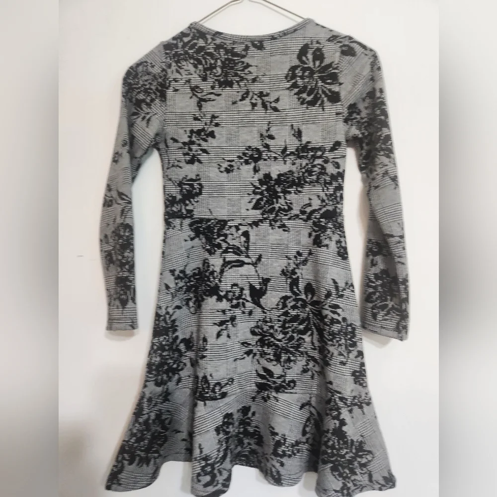 Girls Size 7 8 CHILDRENS PLACE Dress Long Sleeve Black Floral Plaid CASUAL New